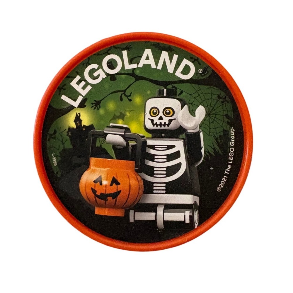 LEGOLAND 2021 Halloween Skeleton Pumpkin Pop Badge Souvenir Round Pin California